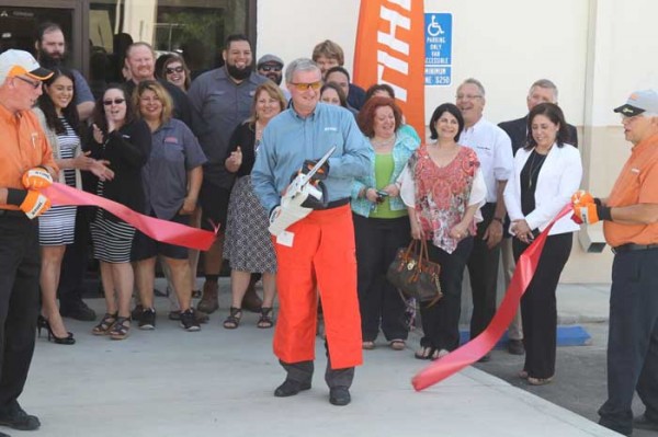 Ribbon Cutting At New Pacific Stihl Facility