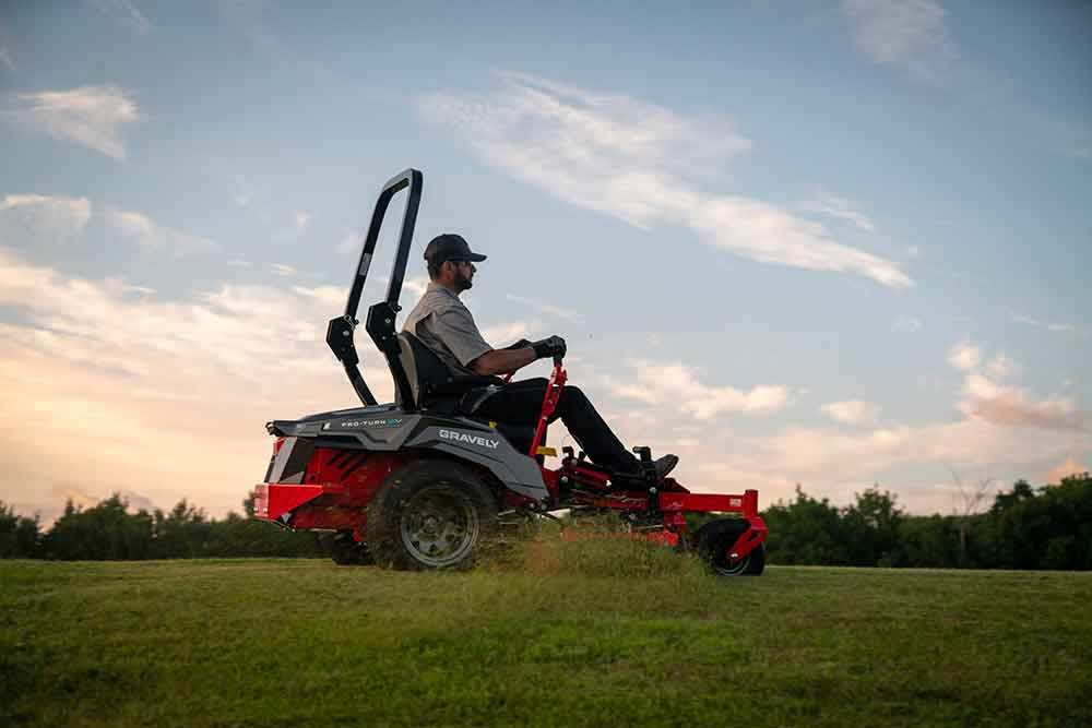 Gravely-EV_3 Kioti Tractor Mid-Mount Mower