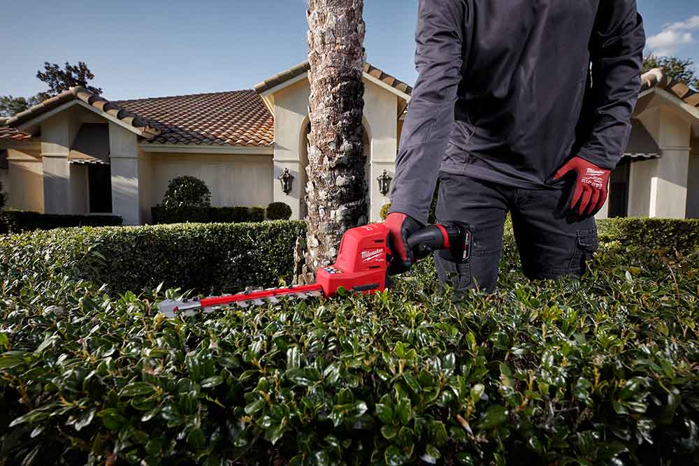 New: Milwaukee M12 Hedge Trimmer