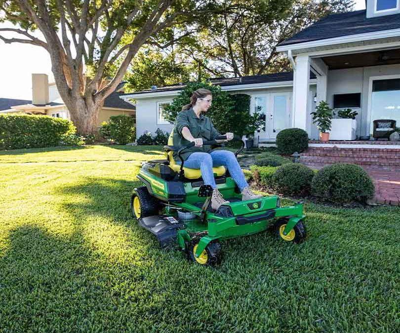 New: John Deere All-Electric Zero-Turn