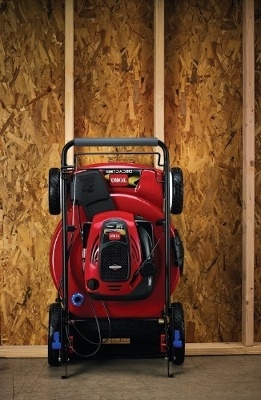 Briggs Mow N’ Stow Wins Design Award