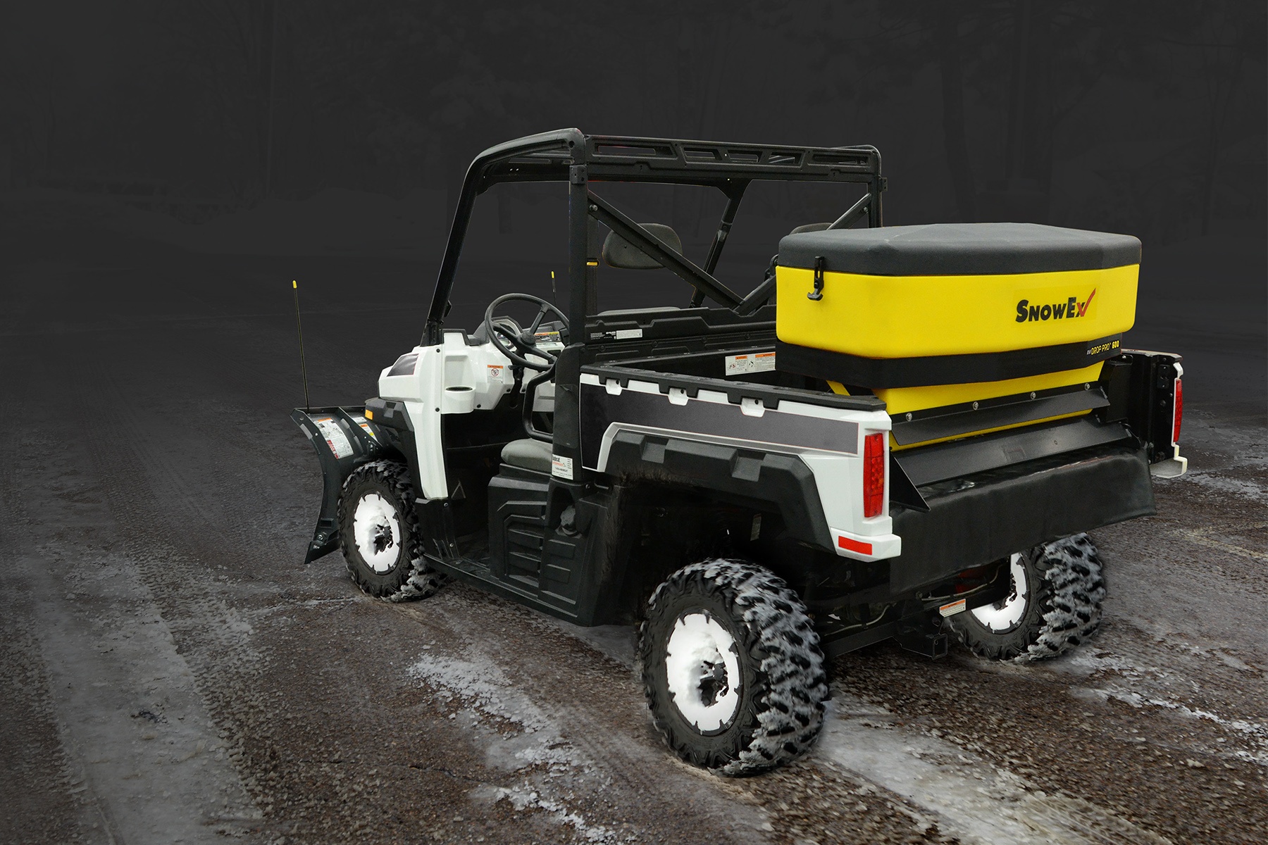 SnowEx Drop Pro 600 Spreader